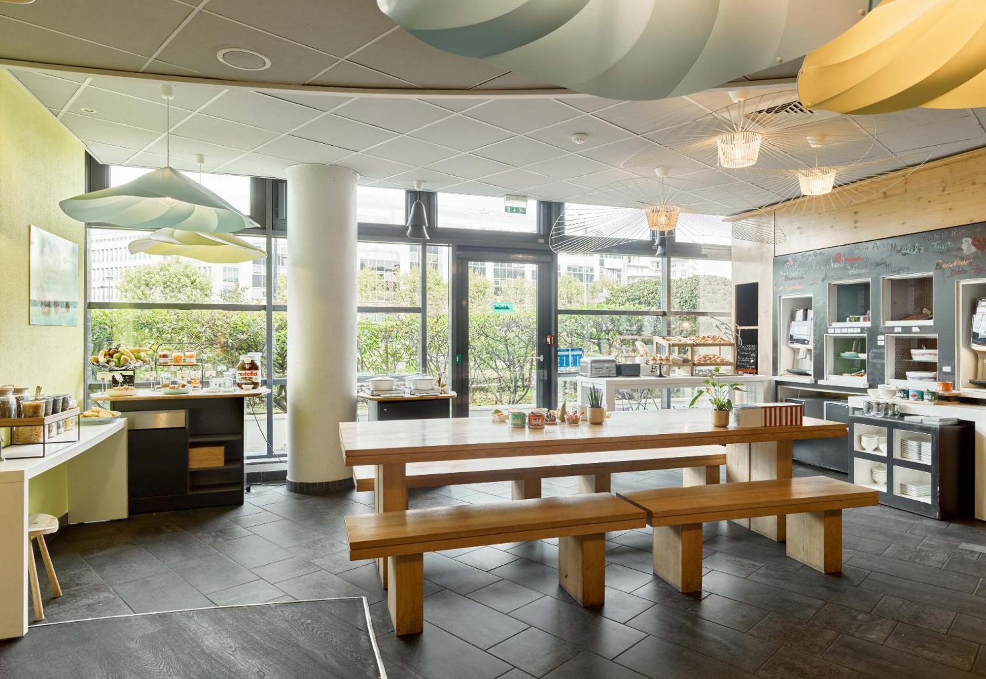 B&B Hotel Rueil-Malmaison Gare Dış mekan fotoğraf