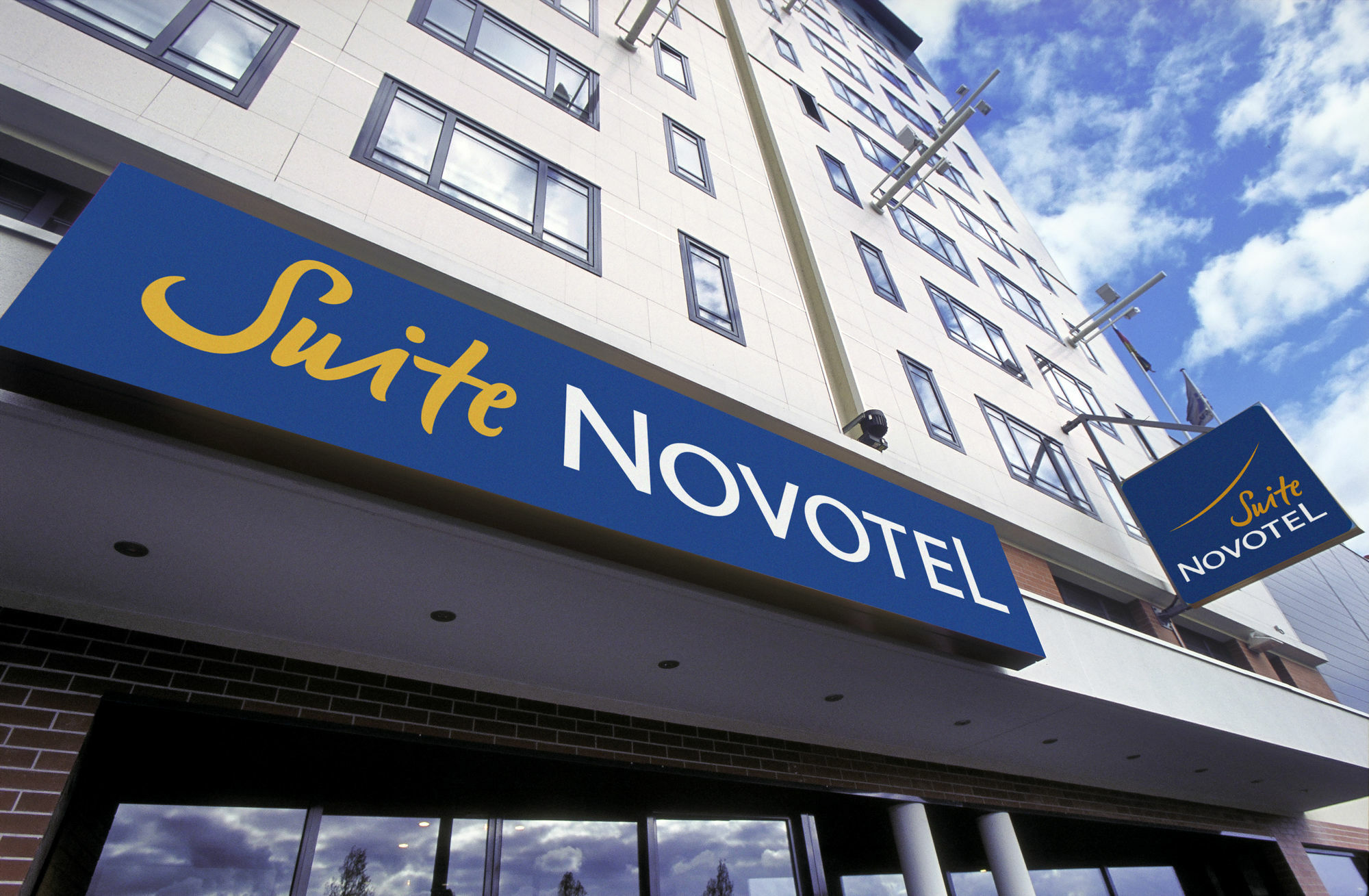 B&B Hotel Rueil-Malmaison Gare Dış mekan fotoğraf